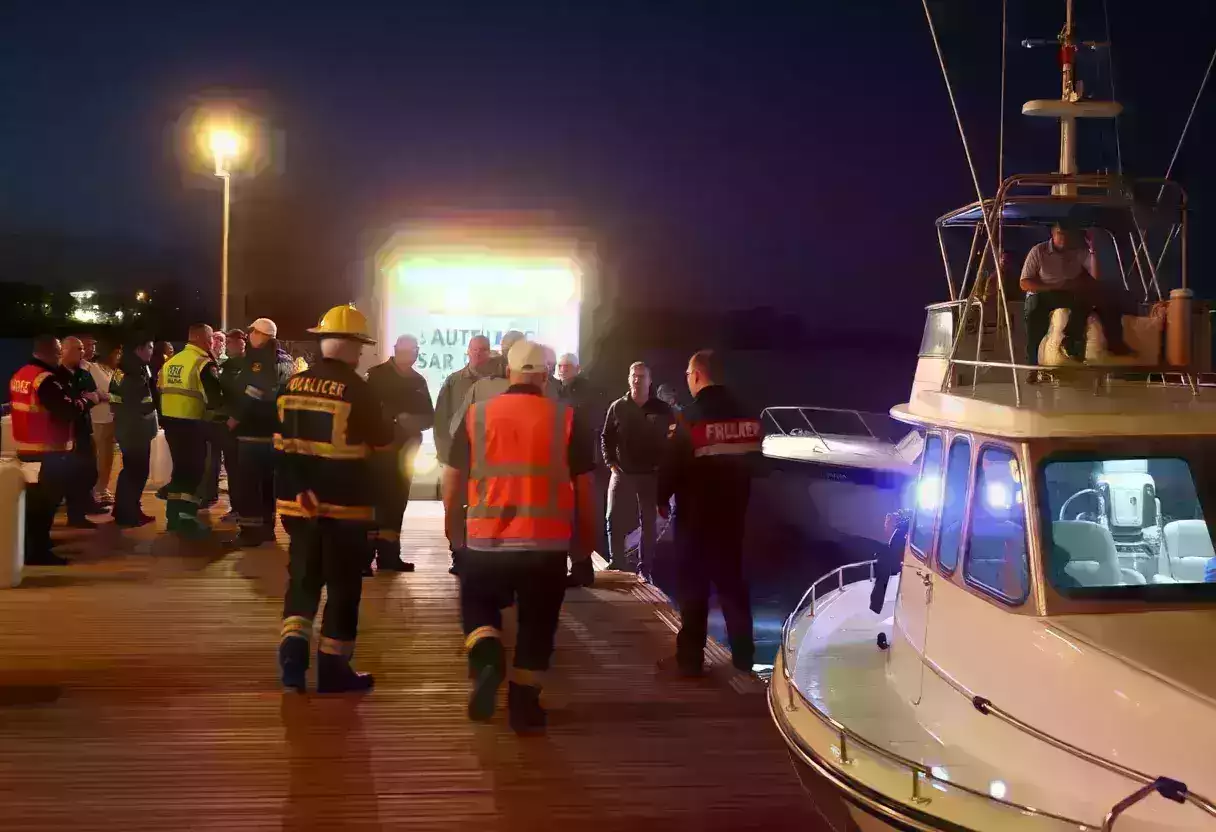 Emergency responders at charter boat shooting scene