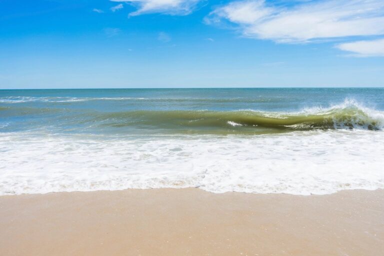 High Surf and Tidal Flooding Hit Beaufort Coast Through Monday